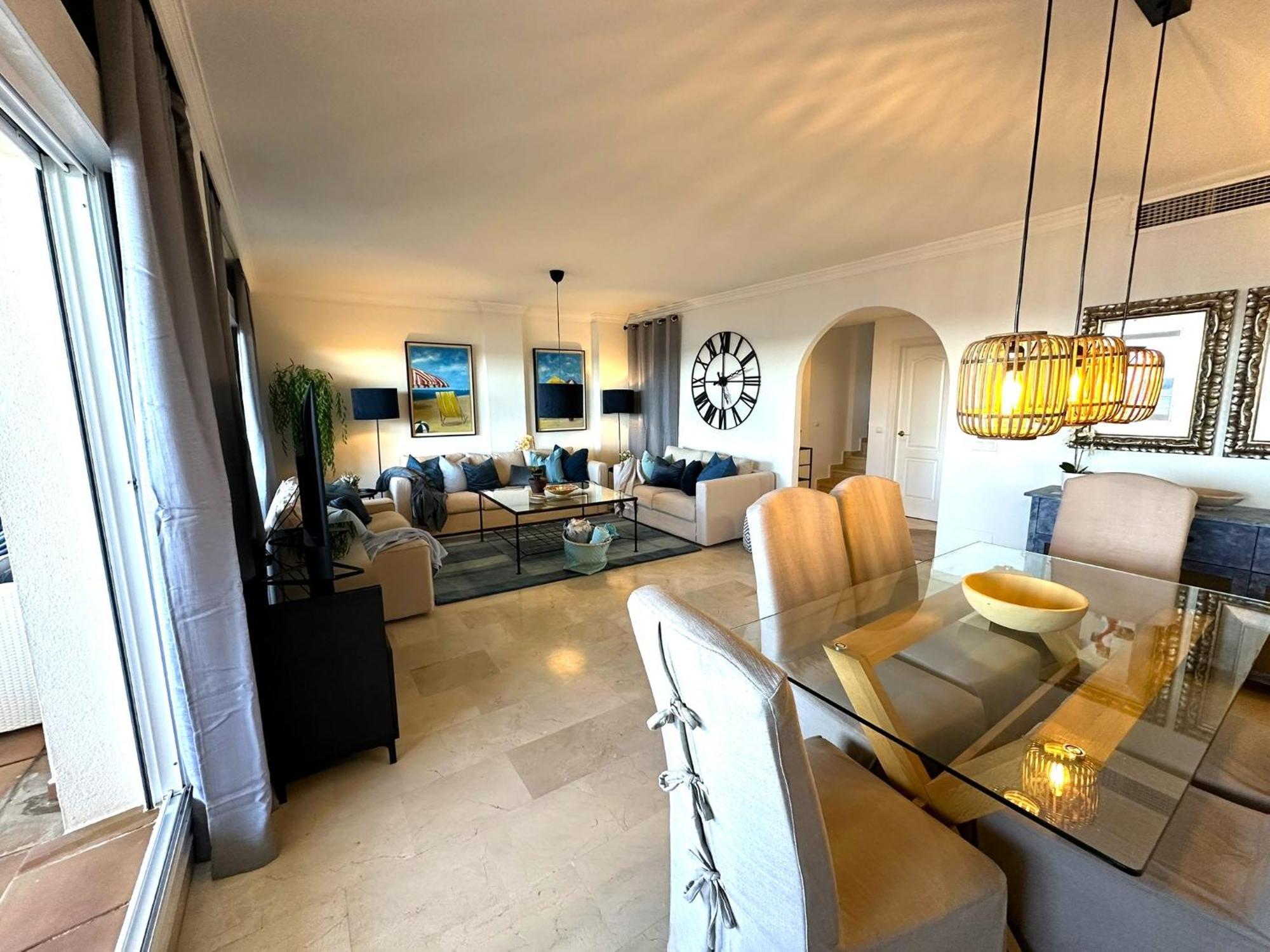Apartments Bermuda Beach إِستيبونا المظهر الخارجي الصورة