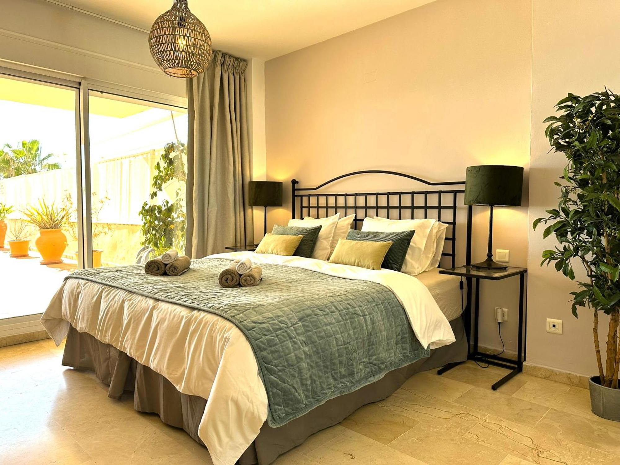 Apartments Bermuda Beach إِستيبونا المظهر الخارجي الصورة