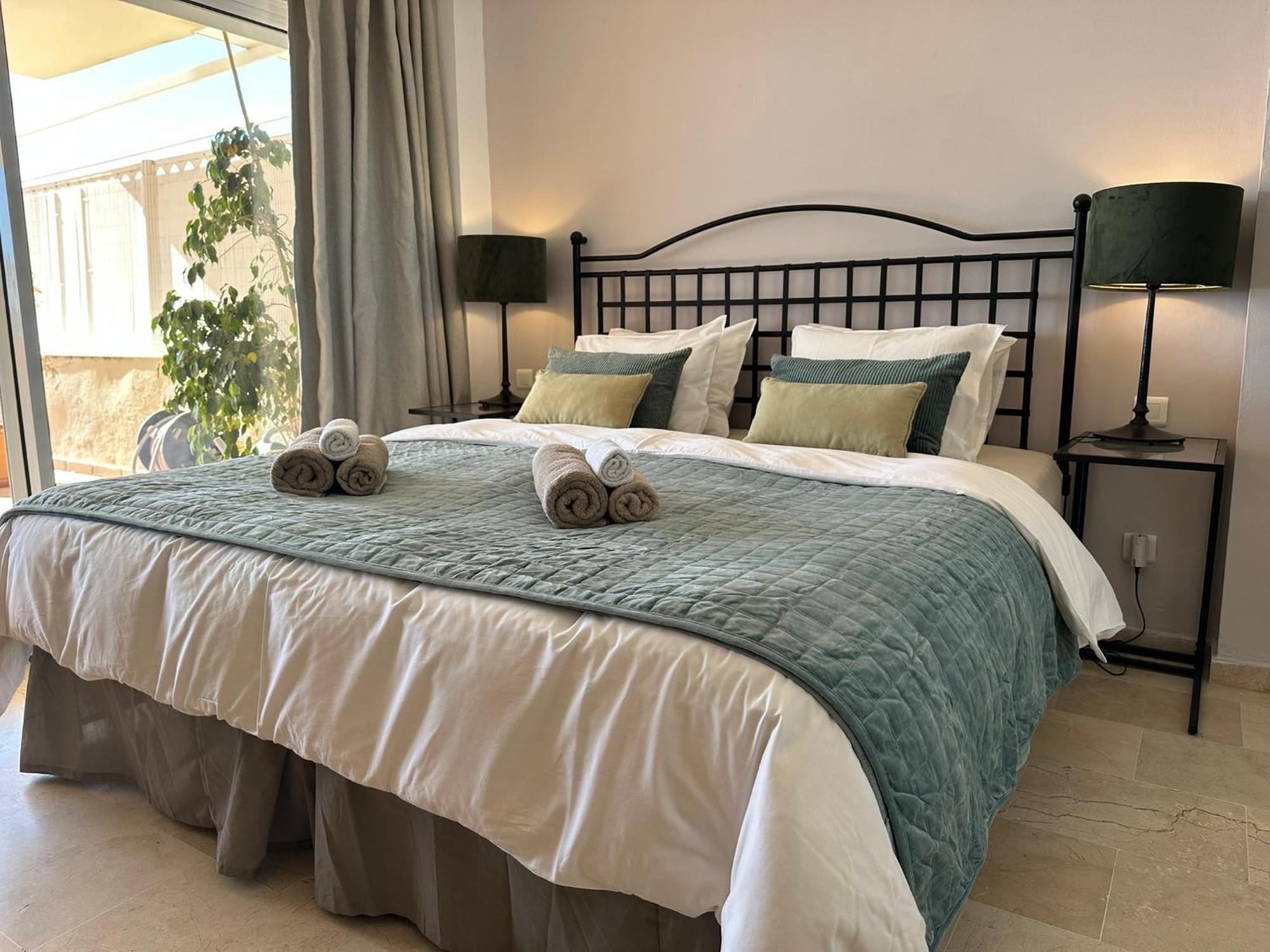 Apartments Bermuda Beach إِستيبونا المظهر الخارجي الصورة