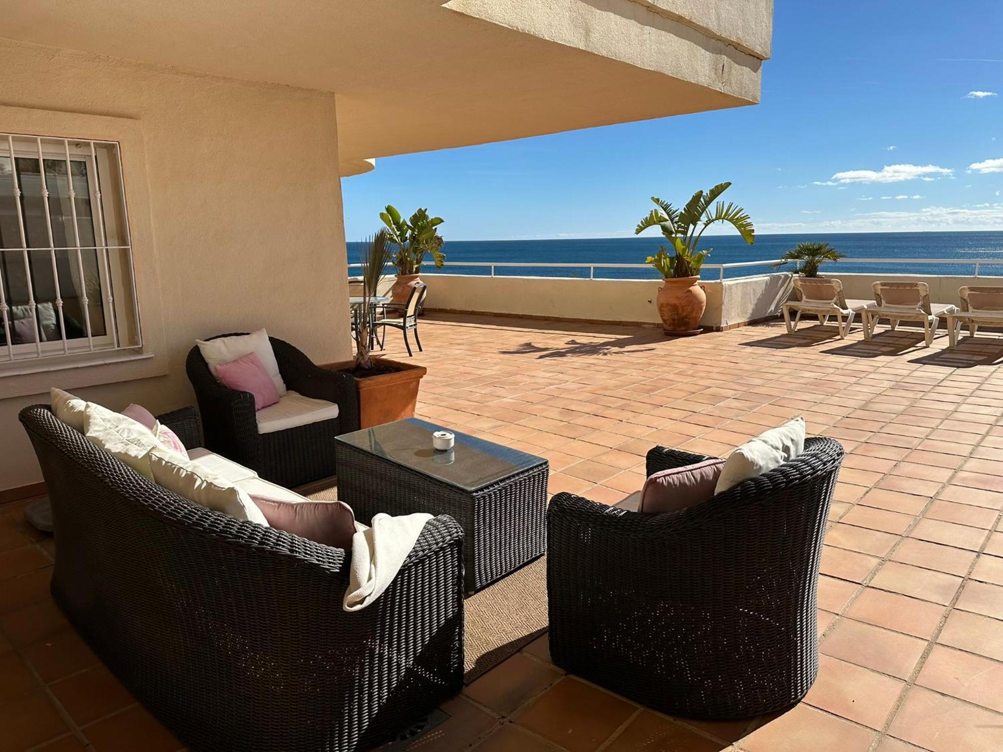 Apartments Bermuda Beach إِستيبونا المظهر الخارجي الصورة