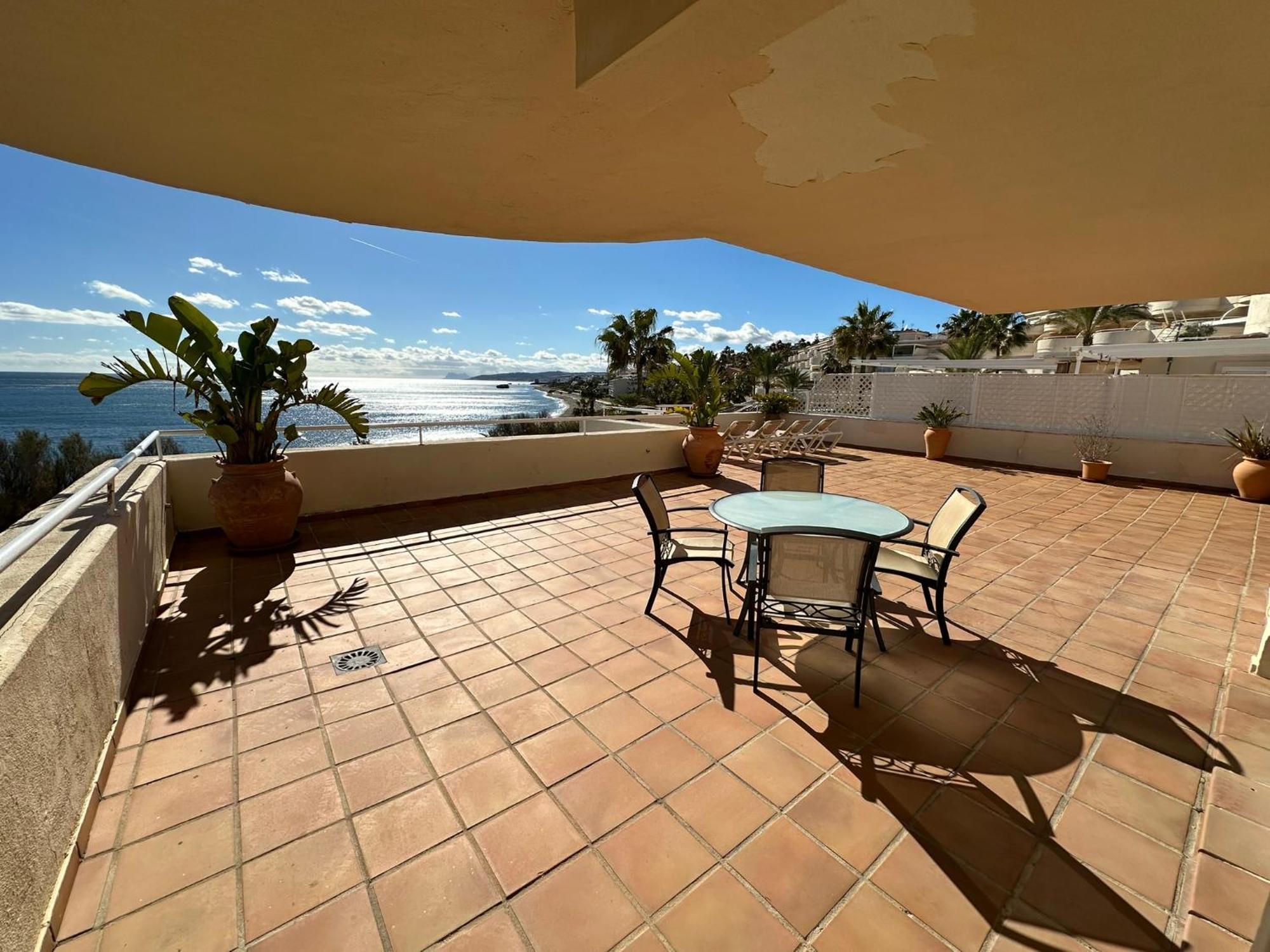 Apartments Bermuda Beach إِستيبونا المظهر الخارجي الصورة
