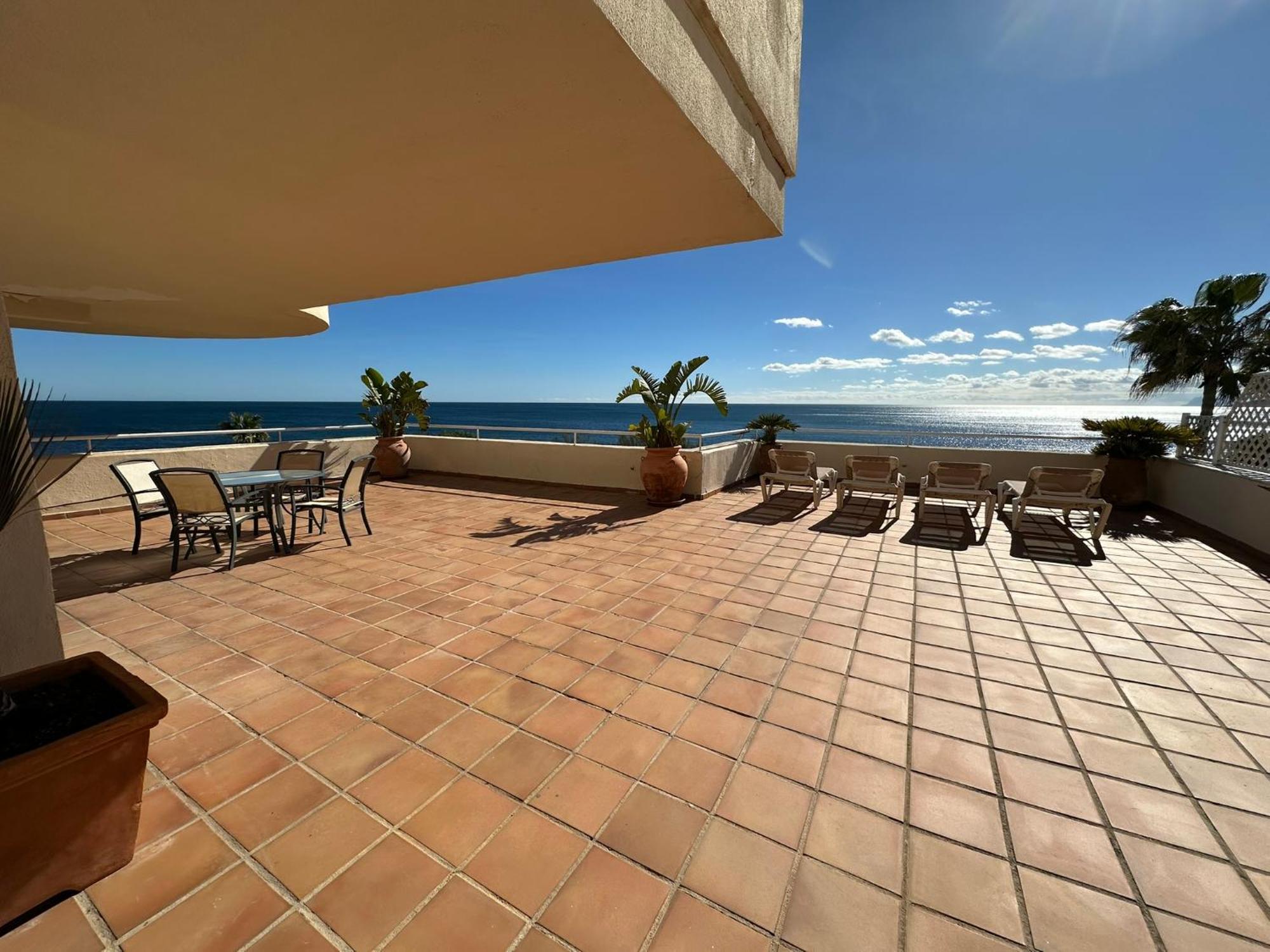 Apartments Bermuda Beach إِستيبونا المظهر الخارجي الصورة