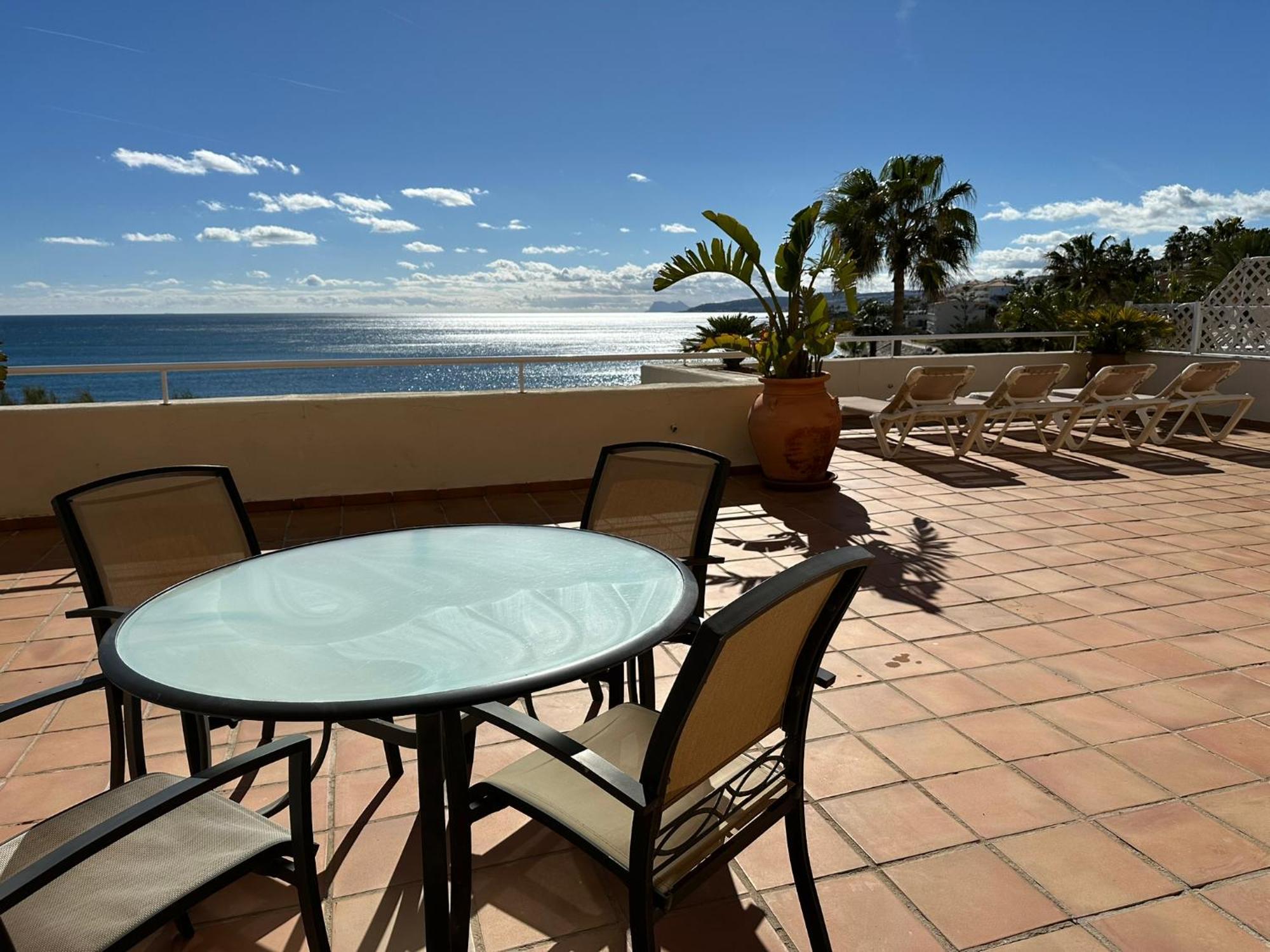 Apartments Bermuda Beach إِستيبونا المظهر الخارجي الصورة