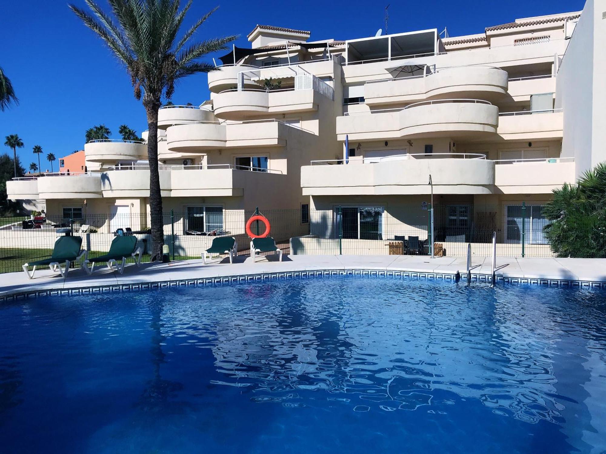 Apartments Bermuda Beach إِستيبونا المظهر الخارجي الصورة