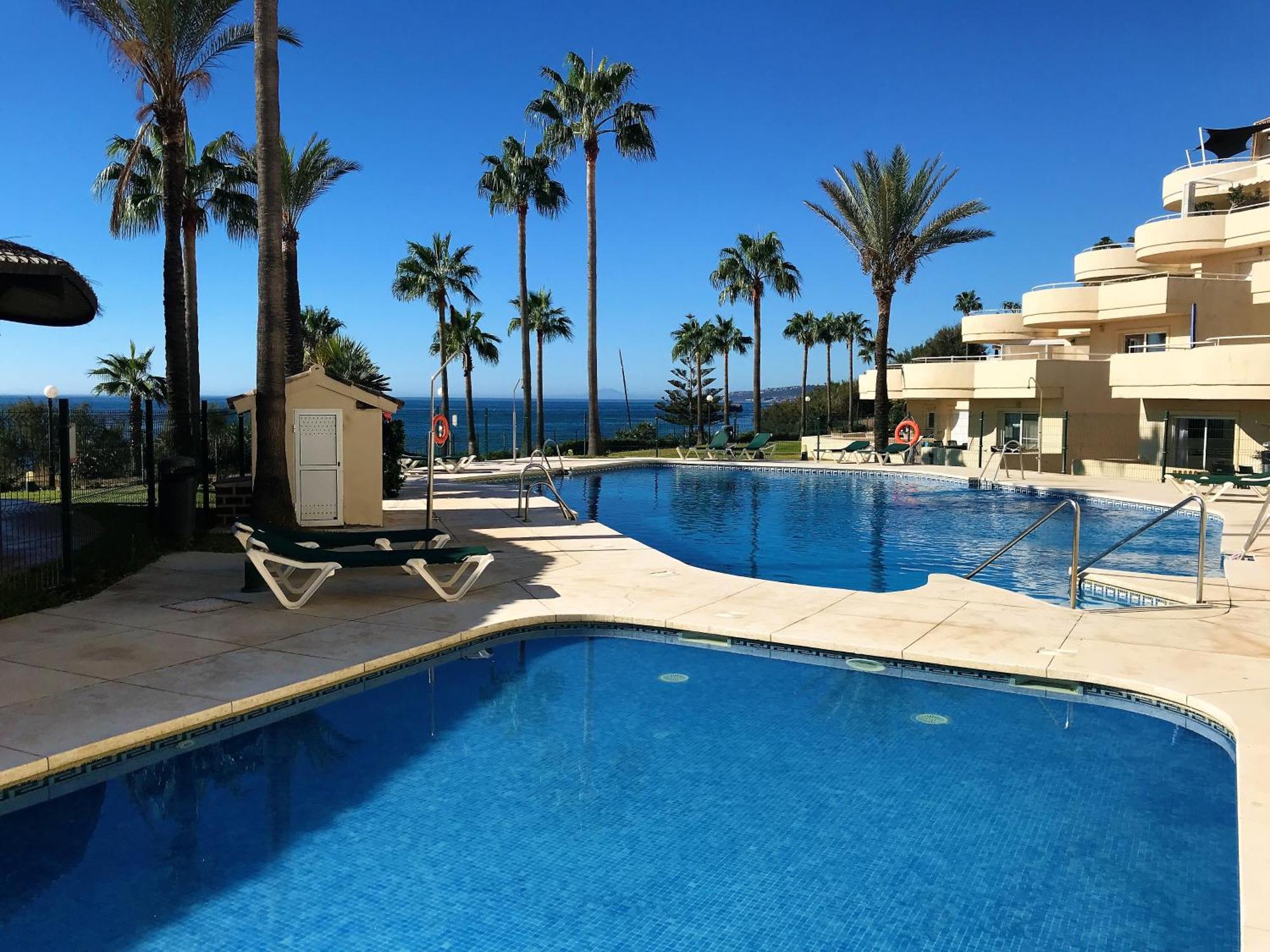 Apartments Bermuda Beach إِستيبونا المظهر الخارجي الصورة