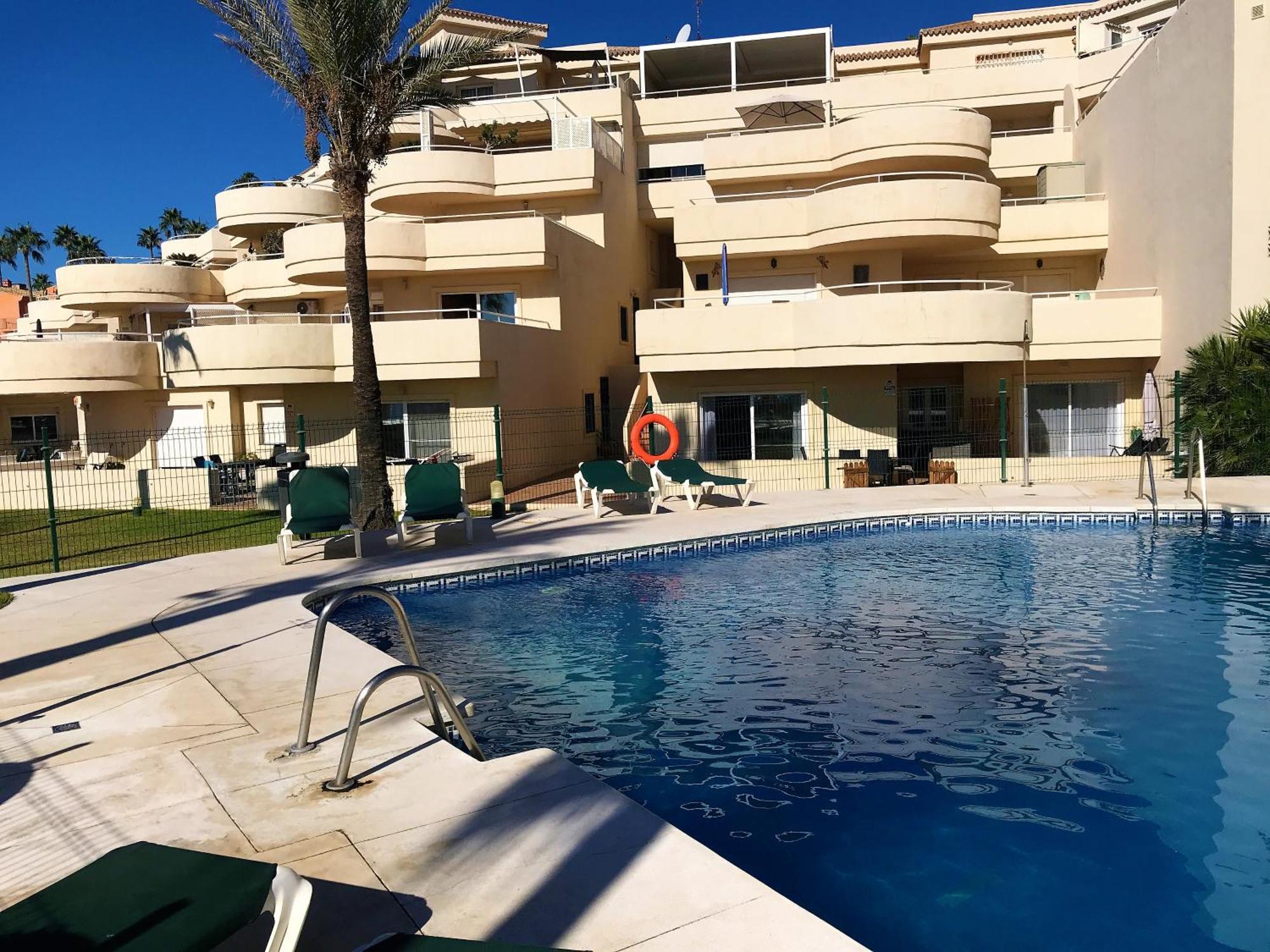 Apartments Bermuda Beach إِستيبونا المظهر الخارجي الصورة