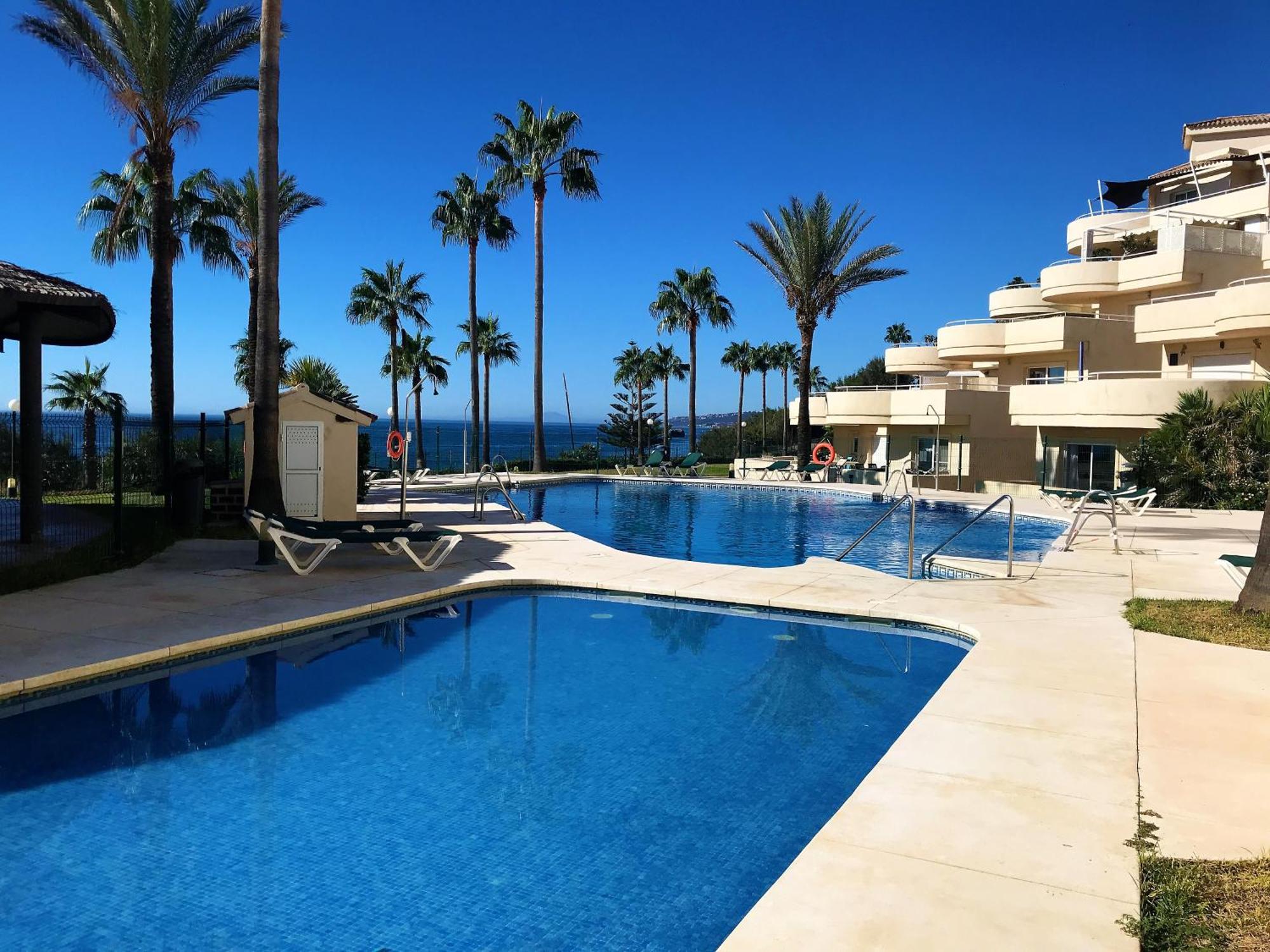 Apartments Bermuda Beach إِستيبونا المظهر الخارجي الصورة